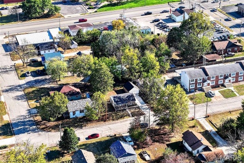 Tiny photo for 370 Oak Street, Lebanon, MO 65536 (MLS # 26069015)