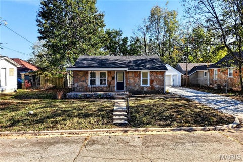 Tiny photo for 370 Oak Street, Lebanon, MO 65536 (MLS # 26069015)