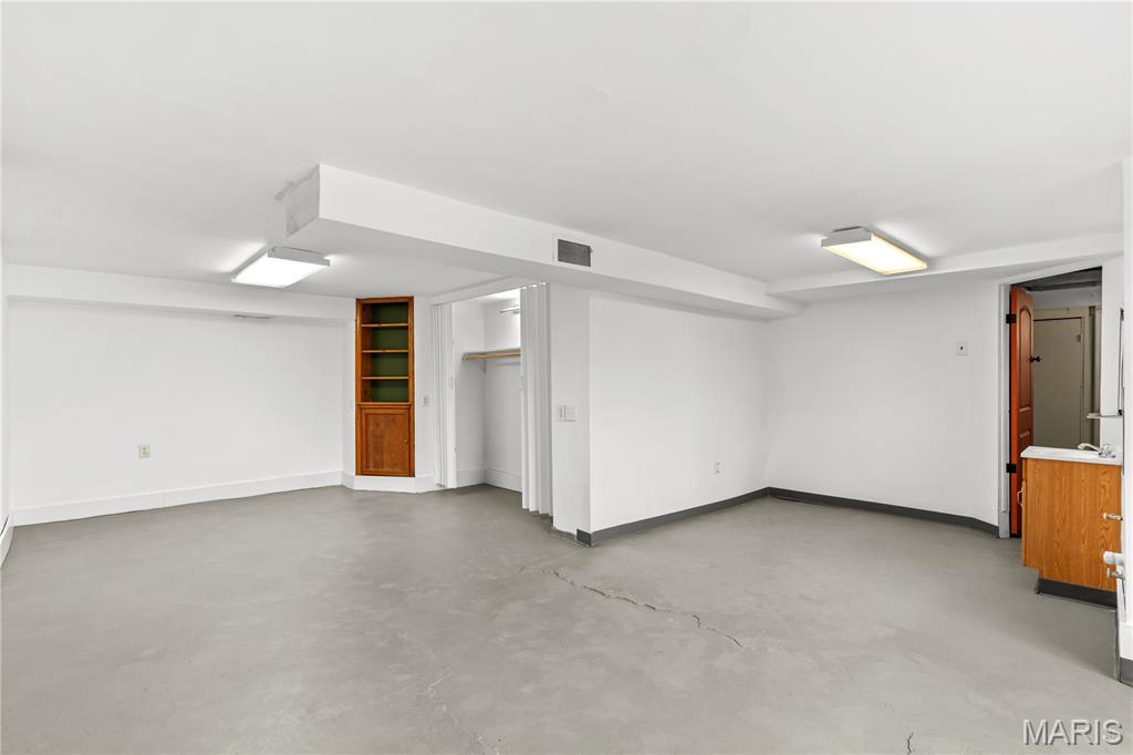 County Hills - Residential