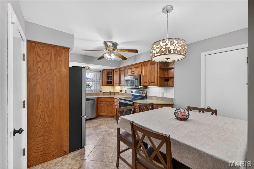 Saxon Manor - Residential