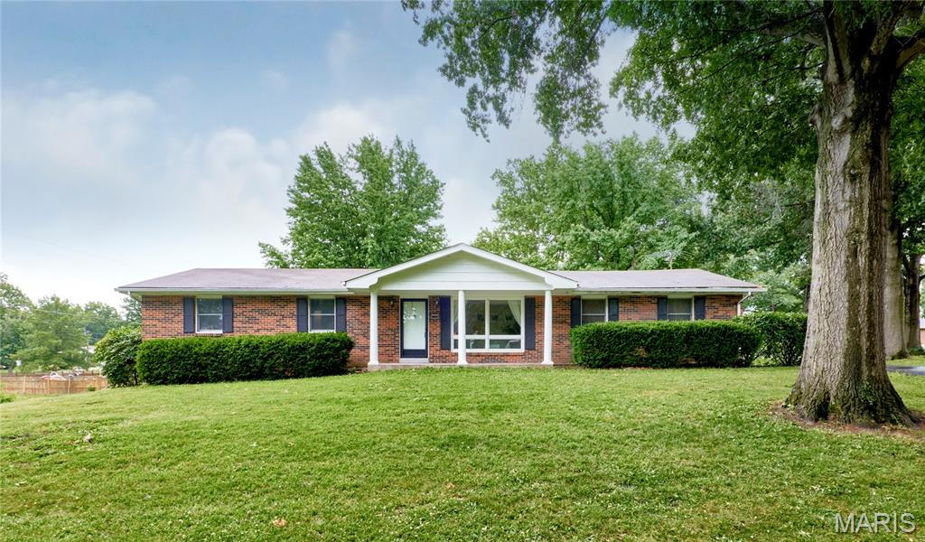 7 Myron Place