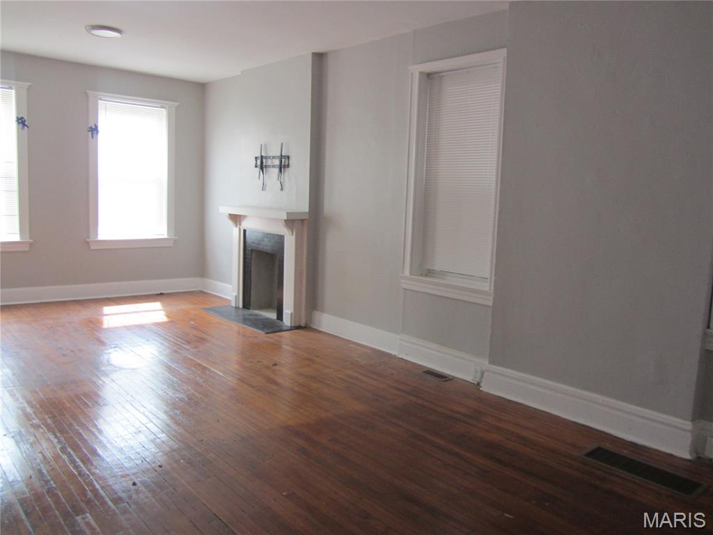 St Louis Commons Add - Residential