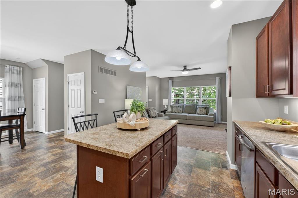 Manors At Grants View - Residential
