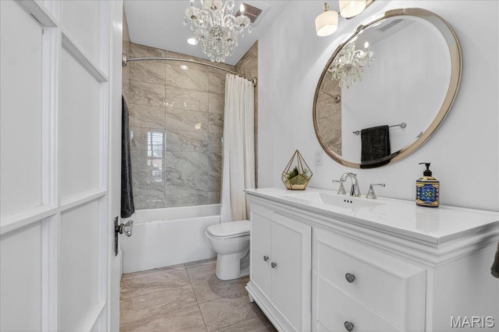 306 E Jefferson/301 E Argonne 1 - Residential