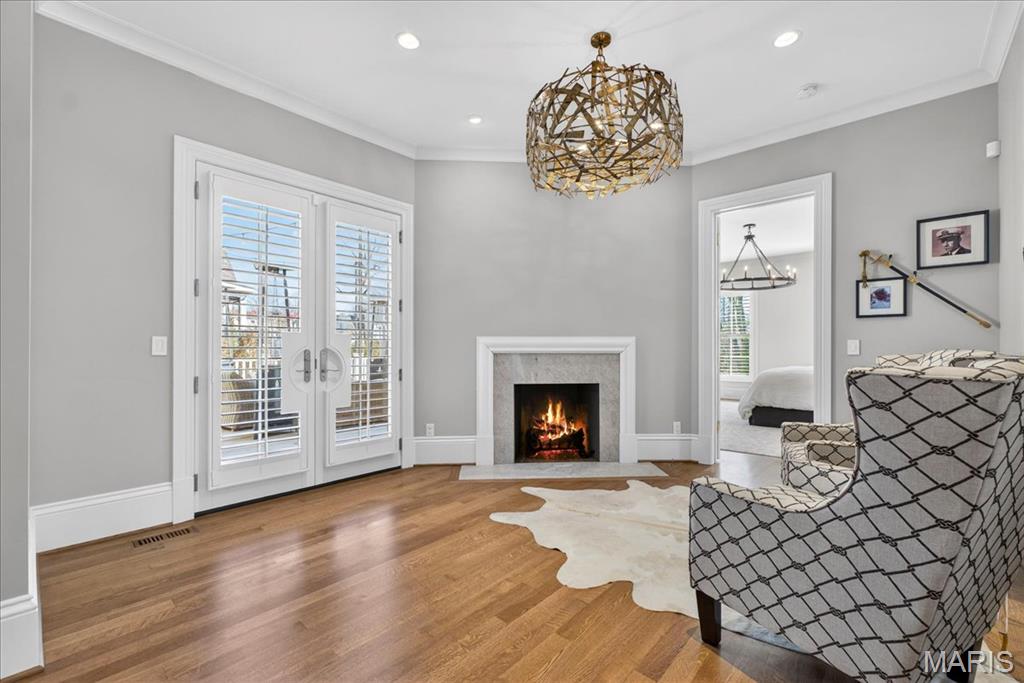 306 E Jefferson/301 E Argonne 1 - Residential