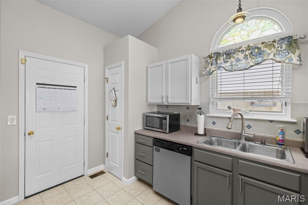 Bridlecrest 02 - Residential