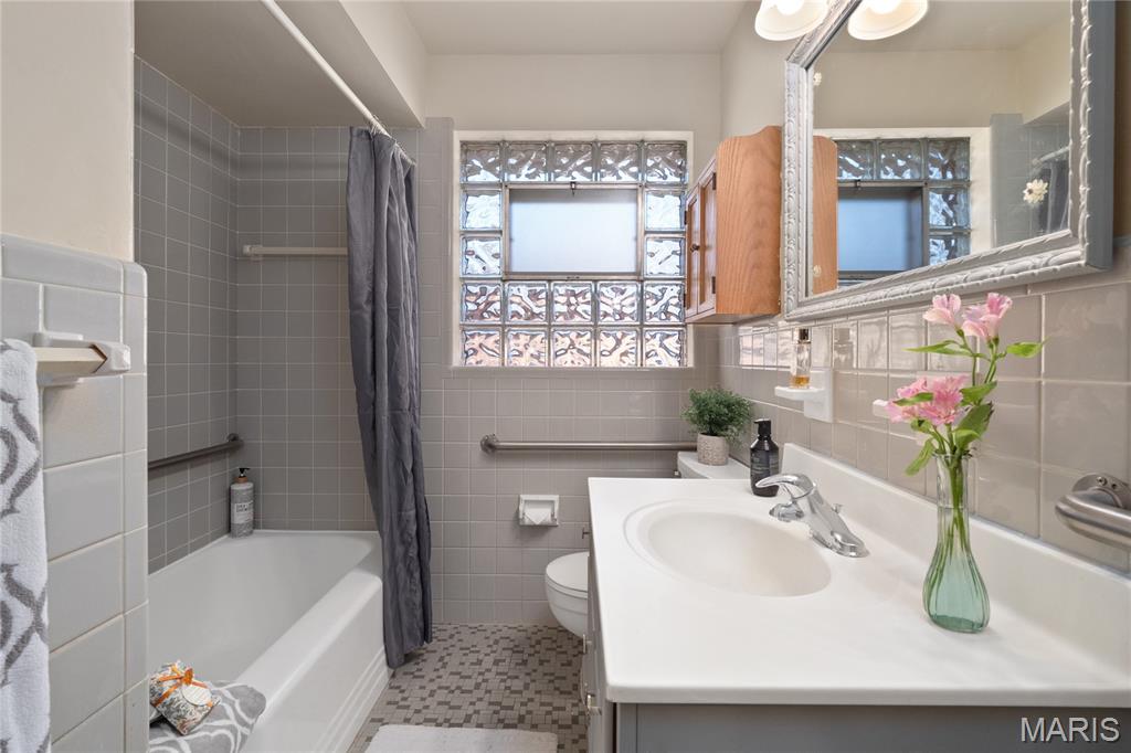 Locust Spring Sub Lts 39 To 61 Blk 2 - Residential Lease