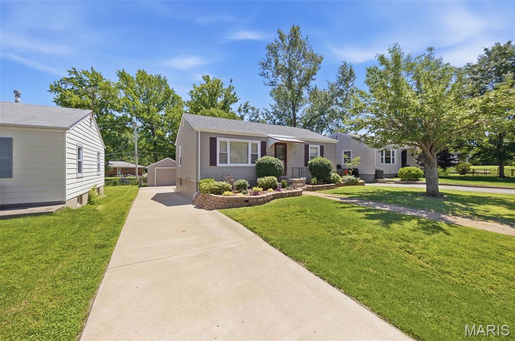 Buder Park Terrace - Residential