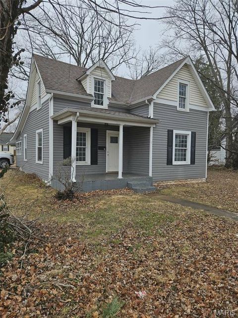 Photo of 401 N Franklin Street, Farmington, MO 63640 (MLS # 26033615)