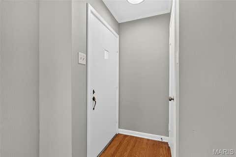 Tiny photo for 907 Edgar Road, Webster Groves, MO 63119 (MLS # 26051735)