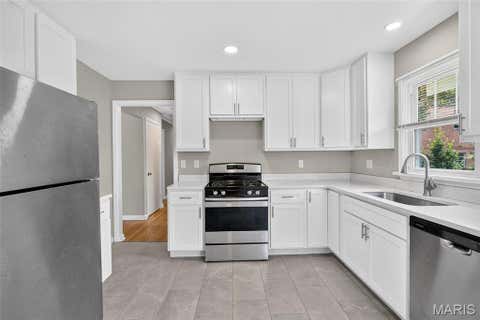 Tiny photo for 907 Edgar Road, Webster Groves, MO 63119 (MLS # 26051735)