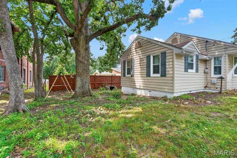 Tiny photo for 907 Edgar Road, Webster Groves, MO 63119 (MLS # 26051735)