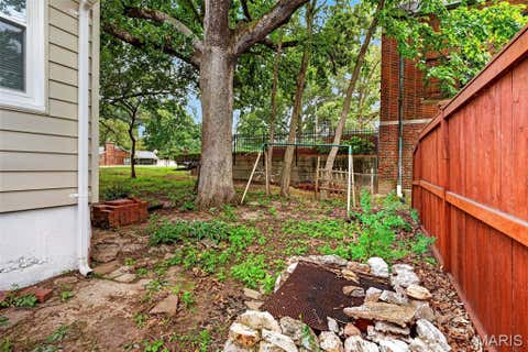 Tiny photo for 907 Edgar Road, Webster Groves, MO 63119 (MLS # 26051735)