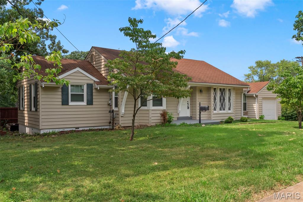 907 Edgar Road
