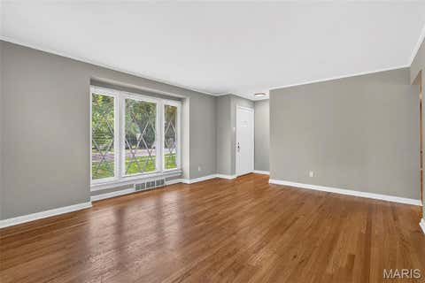 Tiny photo for 907 Edgar Road, Webster Groves, MO 63119 (MLS # 26051735)