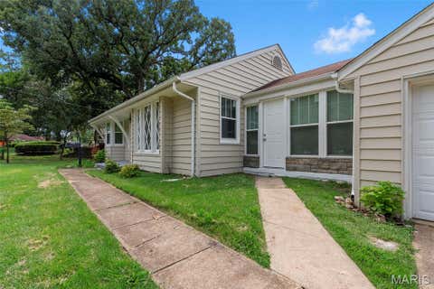 Tiny photo for 907 Edgar Road, Webster Groves, MO 63119 (MLS # 26051735)