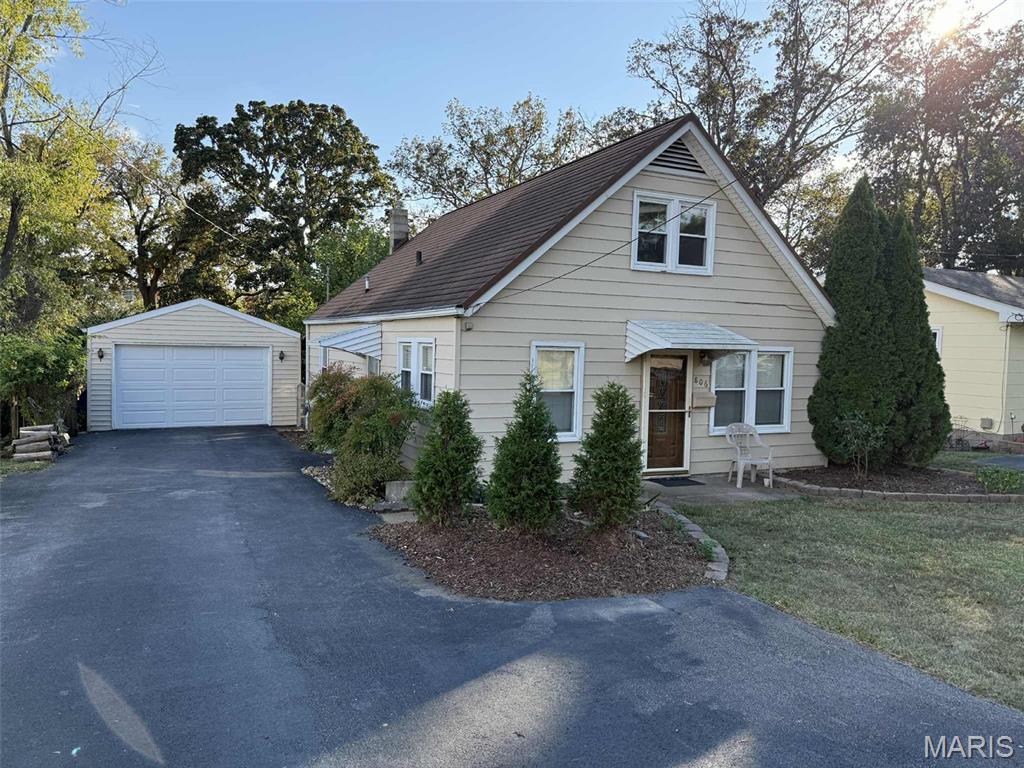 806 W Congress Street