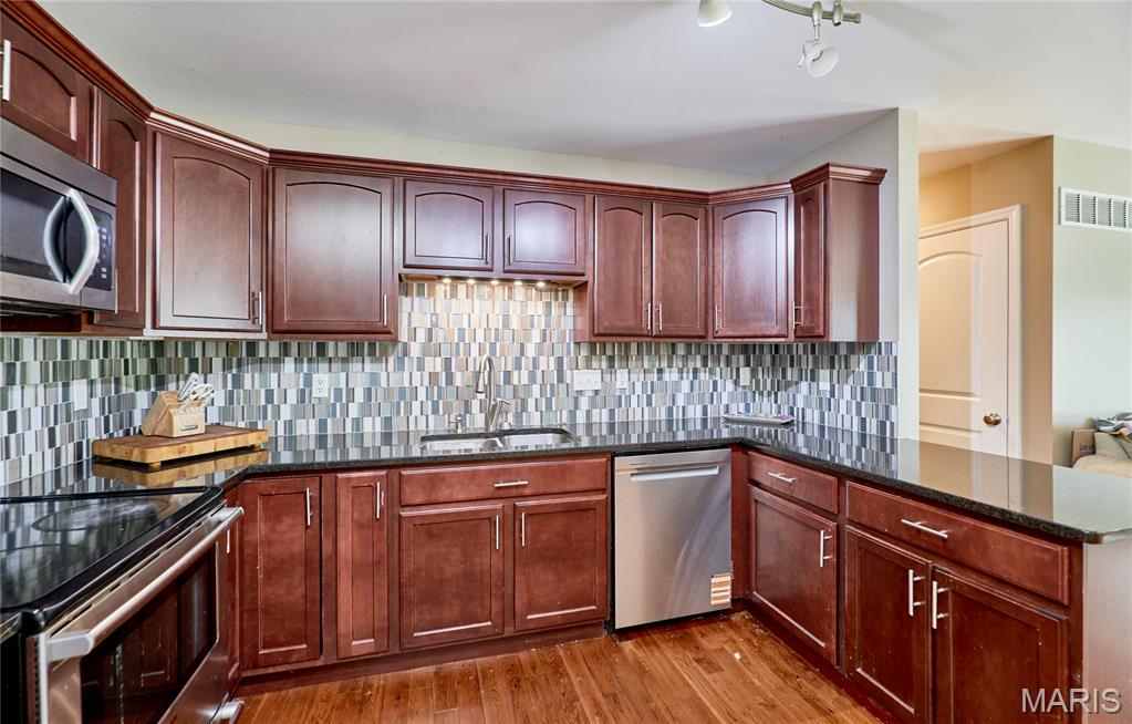 Spring Valley Way - Residential