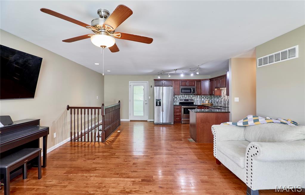 Spring Valley Way - Residential