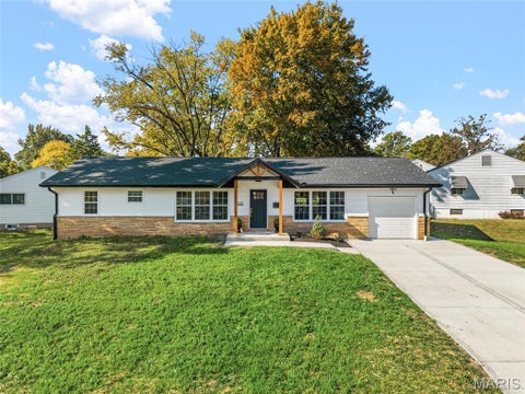 Photo of 8135 Rockwood Drive, St Louis, MO 63123 (MLS # 26068423)