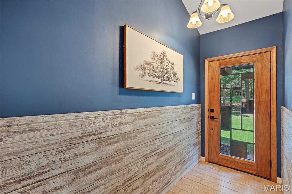 4 Wolf Trail Court