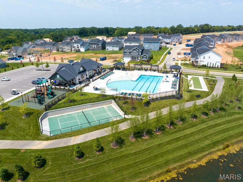 Streets of Caledonia - Residential