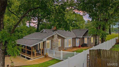 Photo of 5611 Montebello Road, Imperial, MO 63052 (MLS # 26031131)