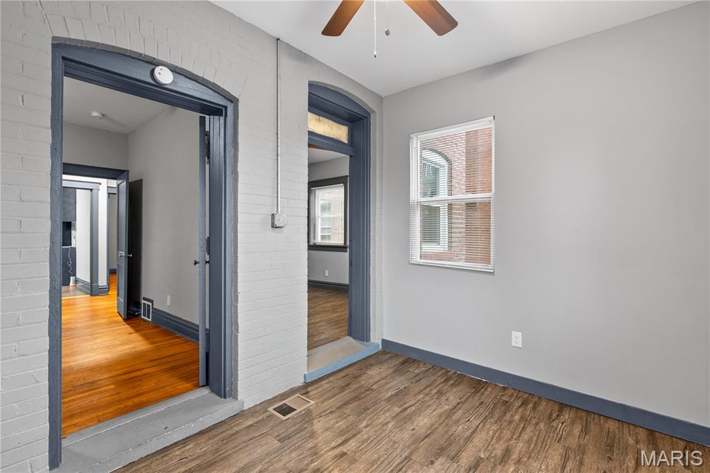 J Charles Mueller & Son Trust - Residential Lease