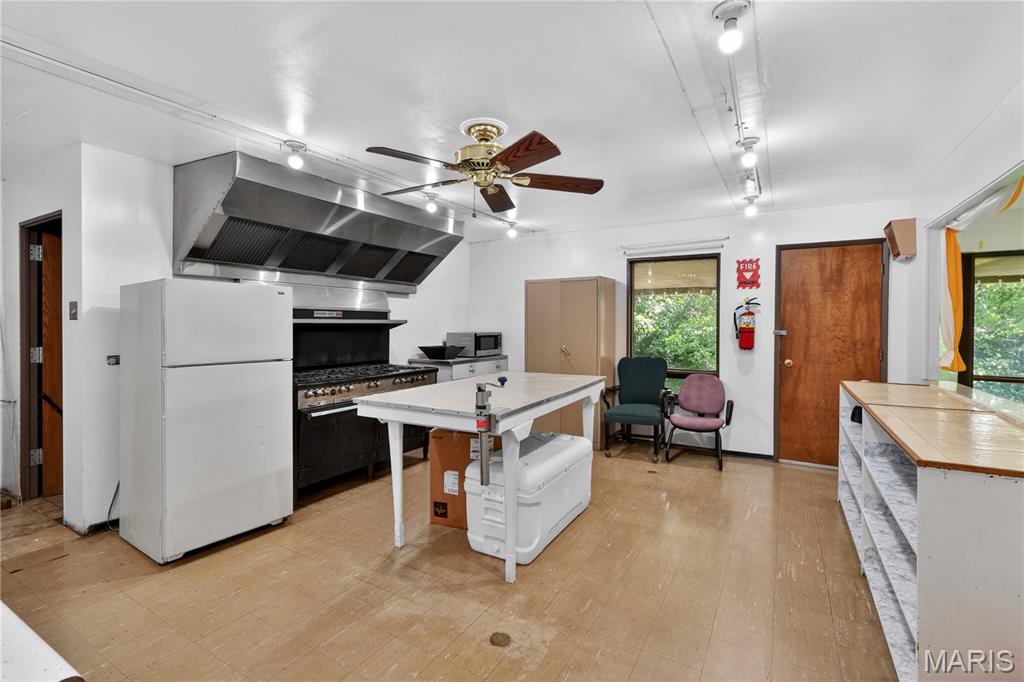 La Paloma Terrace - Commercial Sale