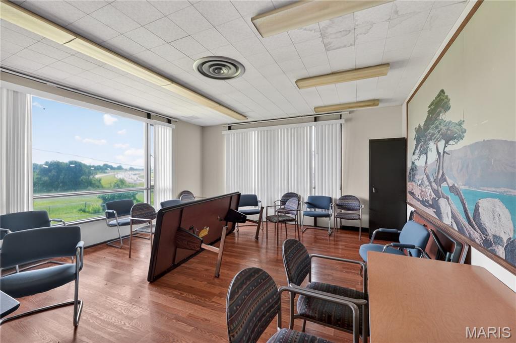 La Paloma Terrace - Commercial Sale