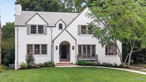 Photo of 7117 Maryland Avenue, University City, MO 63130 (MLS # 26045701)