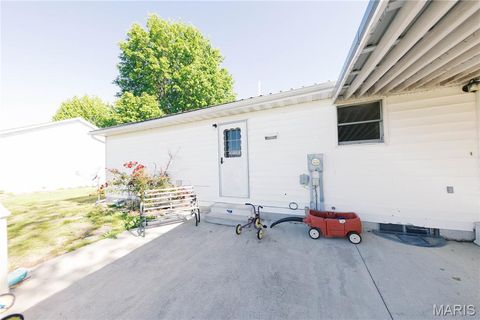 Tiny photo for 1768 Southridge Lane, Owensville, MO 65066 (MLS # 26030350)
