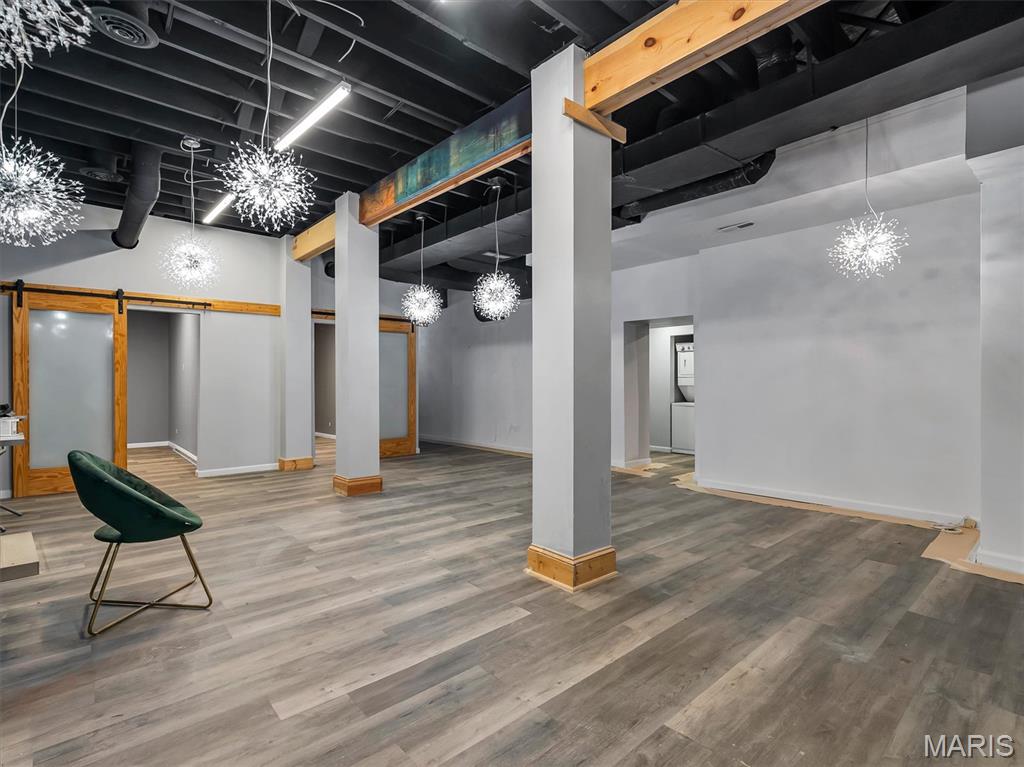 Charlack - Commercial Sale