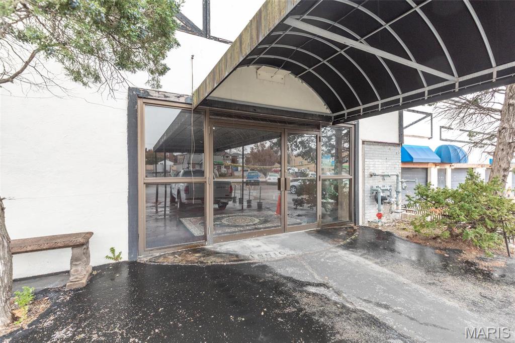 Russell Estate Add - Commercial Sale