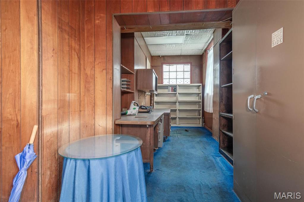 Russell Estate Add - Commercial Sale