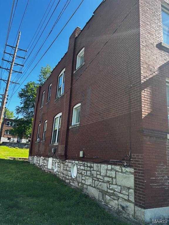 WEST CHAMBERLAIN PARK - Residential Income