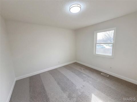 Tiny photo for 945 Countryside Drive, Troy, MO 63379 (MLS # 26015901)