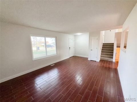 Tiny photo for 945 Countryside Drive, Troy, MO 63379 (MLS # 26015901)