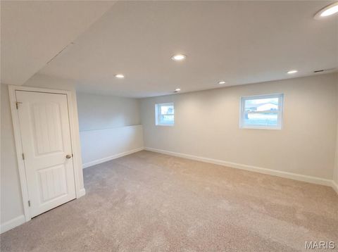 Tiny photo for 945 Countryside Drive, Troy, MO 63379 (MLS # 26015901)