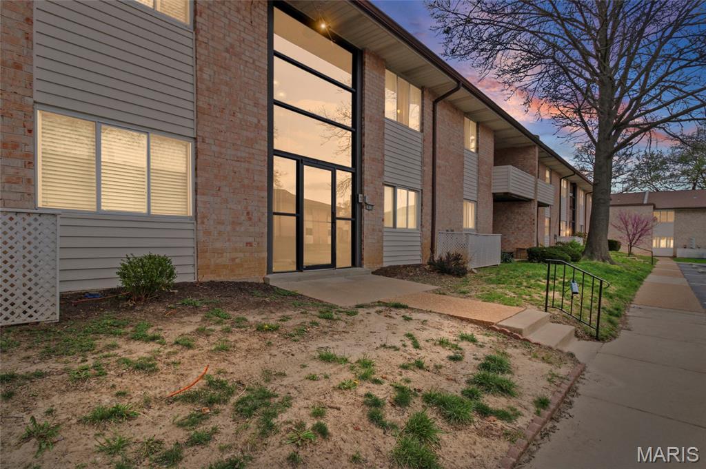 Sakura Gardens Condo - Residential