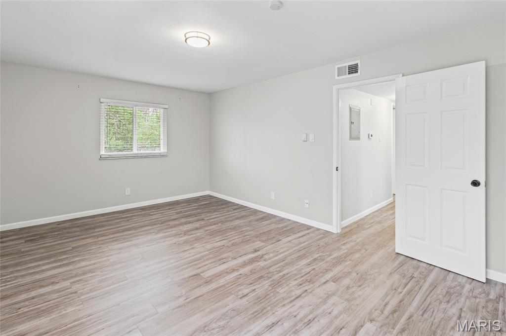 Sakura Gardens Condo - Residential