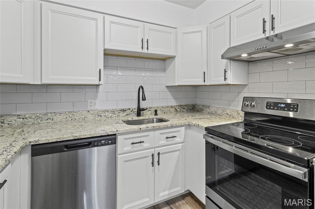 Sakura Gardens Condo - Residential