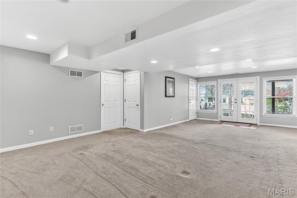 Cambridge Estate #3 - Residential