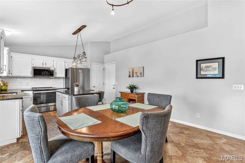 Cambridge Estate #3 - Residential