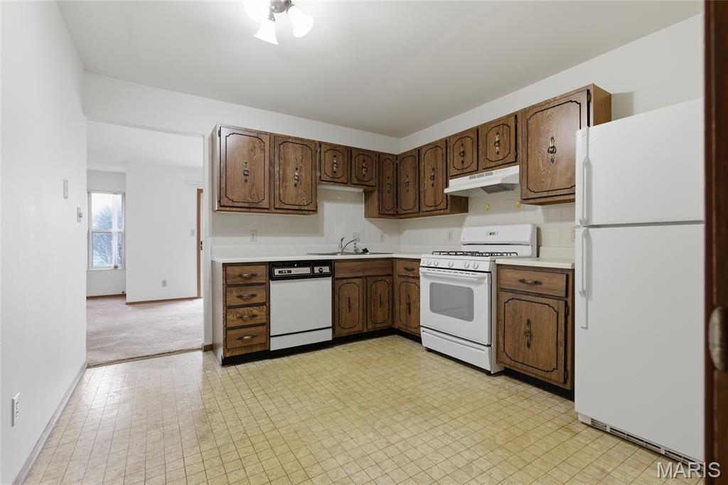 Riverwood Place Condo Ph C-1 - Residential