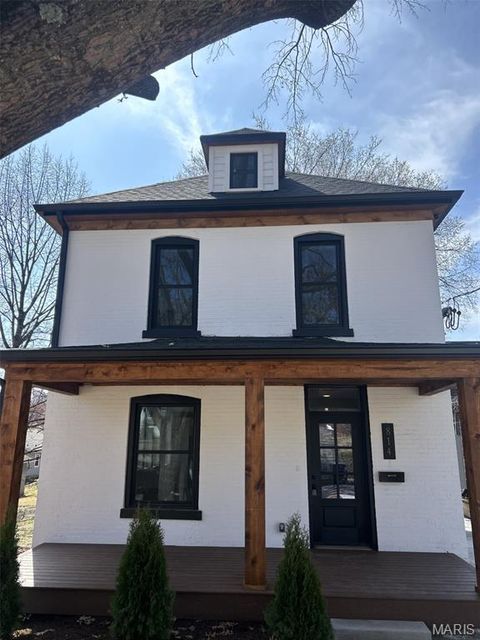 Photo of 814 Clark Avenue, Webster Groves, MO 63119 (MLS # 26013535)