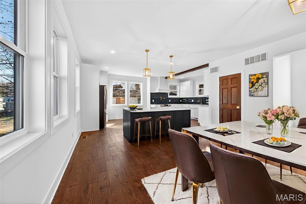 Tuxedo Park - Residential