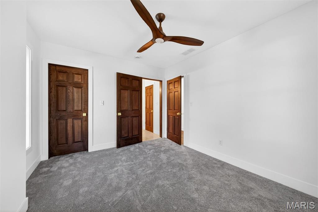 Tuxedo Park - Residential