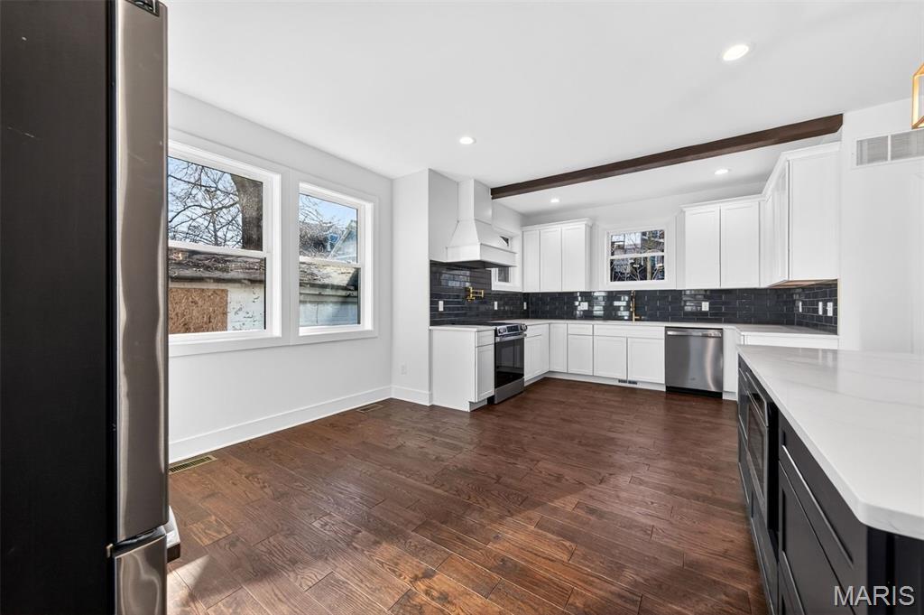 Tuxedo Park - Residential