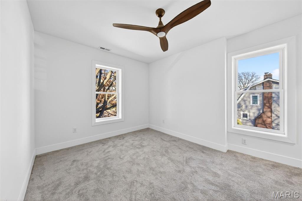 Tuxedo Park - Residential